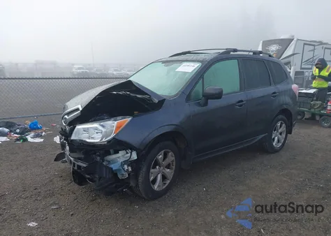 2015 Subaru Forester 2.5I Premium из США, поврежденный, VIN JF2SJAFCXFH590314